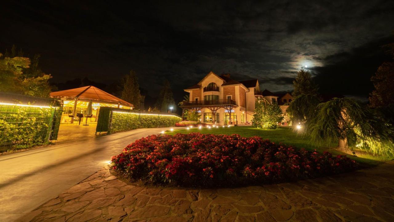 Gran Hotel Balneario De Puente Viesgo Bagian luar foto